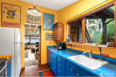 7411 Hermosa Beach Road, Tulalip, WA 98271 - Photo 14