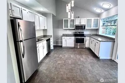 19656 SE 259th Street, Covington, WA 98042 - Photo 2