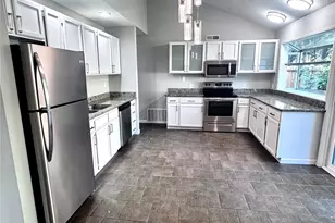 19656 SE 259th St, Covington, WA 98042 - Photo 2