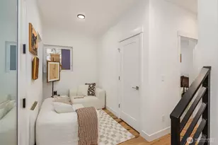 1827 14th Ave, Seattle, WA 98122 - Photo 2