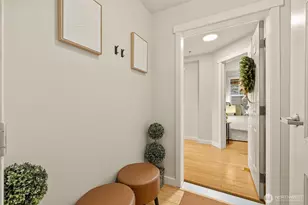 506 NE 73rd St, Seattle, WA 98115 - Photo 4