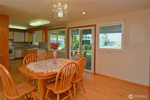 3801 Mayberry Rd, Centralia, WA 98531 - Photo 8