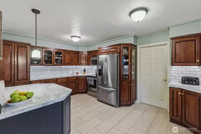 111 Sunset View Road, Longview, WA 98632 - Photo 10