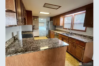 2312 Lafayette Street, Steilacoom, WA 98388 - Photo 6