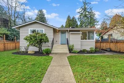 10731 Dayton Avenue N, Seattle, WA 98133 - Photo 28
