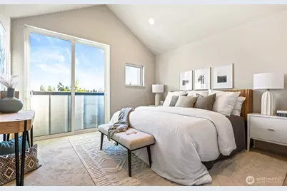 9752 B Holman Road NW, Seattle, WA 98117 - Photo 16