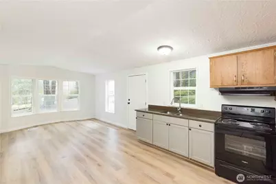 100 E Kilmarnock, Shelton, WA 98584 - Photo 8