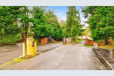 2078 SE 8th Drive, Renton, WA 98055 - Photo 34