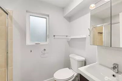 13820 NE 65th Street #544, Redmond, WA 98052 - Photo 16