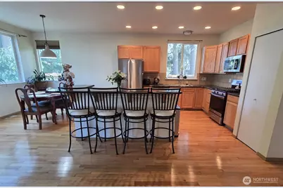 912 Gina Court SE, Olympia, WA 98513 - Photo 4