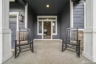 10707 130th St E, Puyallup, WA 98374 - Photo 2