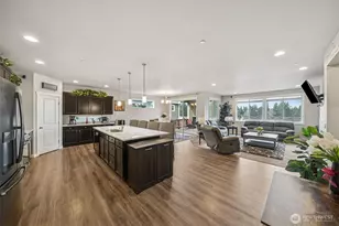 10707 130th St E, Puyallup, WA 98374 - Photo 6