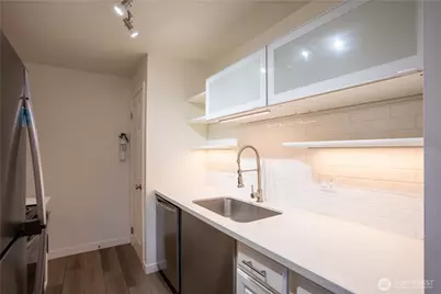 12230 SE 60th Street #34, Bellevue, WA 98006 - Photo 10