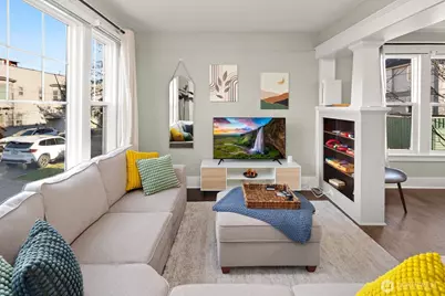 2011 E James Street, Seattle, WA 98122 - Photo 4