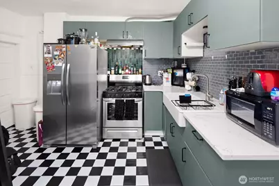 2011 E James Street, Seattle, WA 98122 - Photo 24