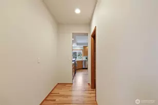 1611 12th Ave NW, Puyallup, WA 98371 - Photo 16