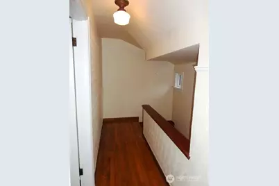 8023 18th Avenue NE, Seattle, WA 98115 - Photo 6