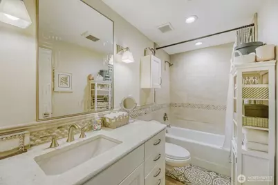 610 Front Street #201, Mukilteo, WA 98275 - Photo 12