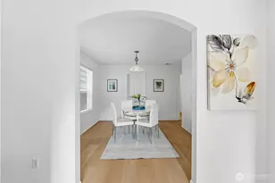 24823 SE 19th St, Sammamish, WA 98075 - Photo 8