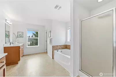 24823 SE 19th Street, Sammamish, WA 98075 - Photo 22