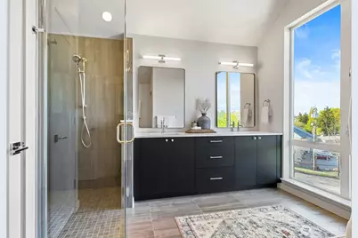 9752 B Holman Road NW, Seattle, WA 98117 - Photo 6