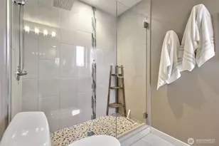 6225 NE 181st St, Kenmore, WA 98028 - Photo 24