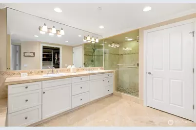 2100 Thorndyke Avenue W #101, Seattle, WA 98199 - Photo 24