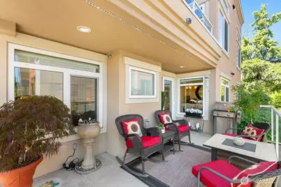 2100 Thorndyke Avenue W #101, Seattle, WA 98199 - Photo 32