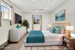 10742 Lakeside Ave NE, Seattle, WA 98125 - Photo 12