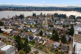 1125 N 77th St, Seattle, WA 98103 - Photo 36