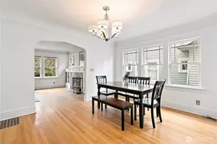 1125 N 77th St, Seattle, WA 98103 - Photo 8