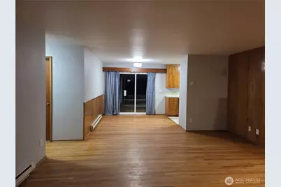 22221 45th Ave SE, Bothell, WA 98021 - Photo 4