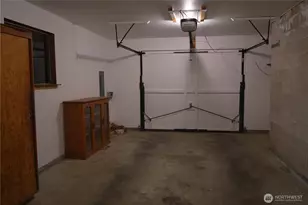 22221 45th Ave SE, Bothell, WA 98021 - Photo 18