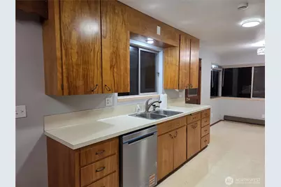 22221 45th Ave SE, Bothell, WA 98021 - Photo 16