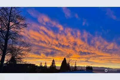 816 Walnut Street, Edmonds, WA 98020 - Photo 2