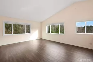 629 Joy St, Eatonville, WA 98328 - Photo 4