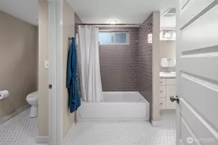 8001 23rd Ave NW, Seattle, WA 98117 - Photo 22