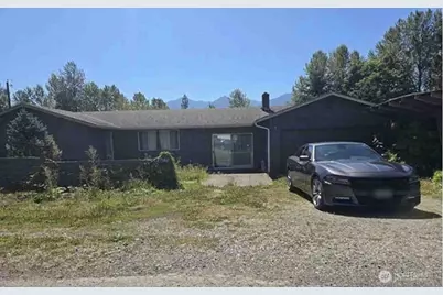 45192 Duffy Street, Concrete, WA 98237 - Photo 1