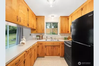 6421 S 124th Street, Seattle, WA 98178 - Photo 10