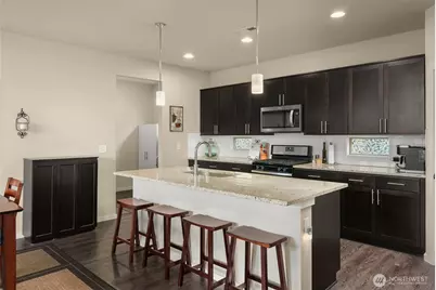 32929 Skyline Lane, Black Diamond, WA 98010 - Photo 12