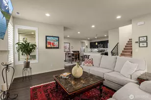 32929 Skyline Ln, Black Diamond, WA 98010 - Photo 8