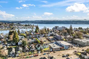 1103 Cogean Ave, Bremerton, WA 98337 - Photo 2