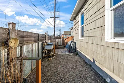 1103 Cogean Avenue, Bremerton, WA 98337 - Photo 32