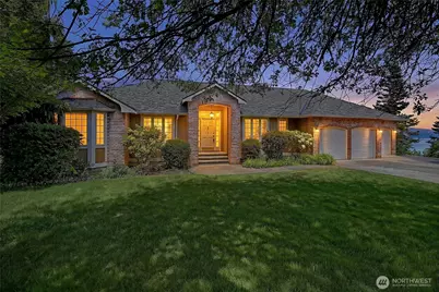 366 Samanthia Lane, Camano Island, WA 98282 - Photo 2