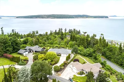 366 Samanthia Lane, Camano Island, WA 98282 - Photo 4