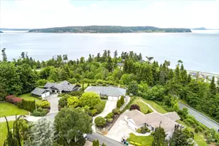 366 Samanthia Ln, Camano Island, WA 98282 - Photo 4