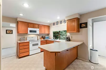 25709 118th Place SE, Kent, WA 98030 - Photo 10