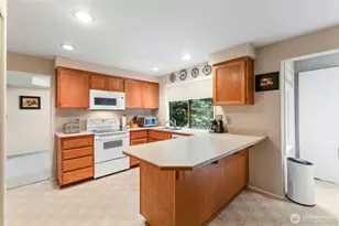 25709 118th Pl SE, Kent, WA 98030 - Photo 10