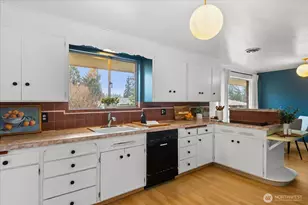 2428 Helena Ln, Everett, WA 98208 - Photo 10