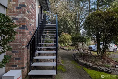 821 Essex Place NE #1C, Olympia, WA 98516 - Photo 4